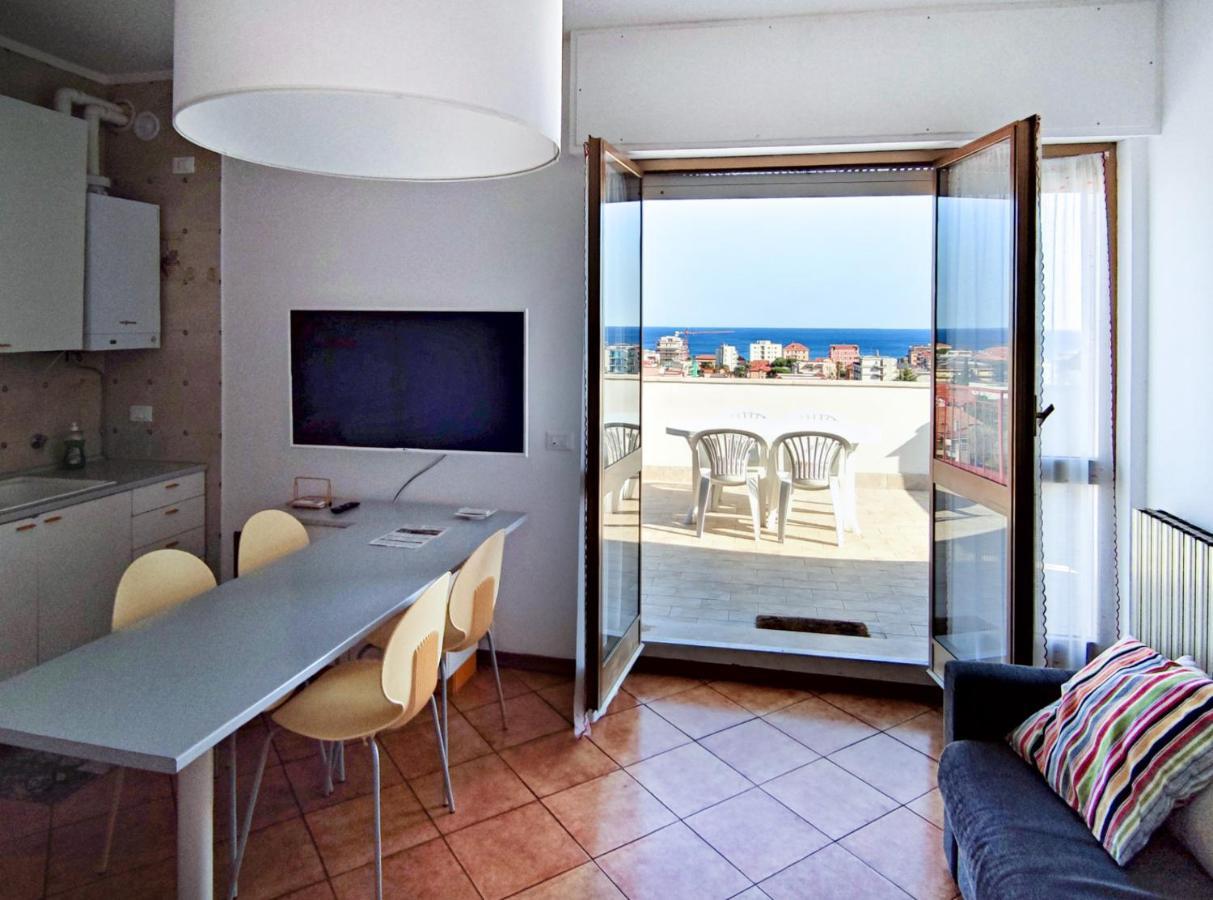 Bella Vista - By Ligooria Apartment Pietra Ligure Exterior photo